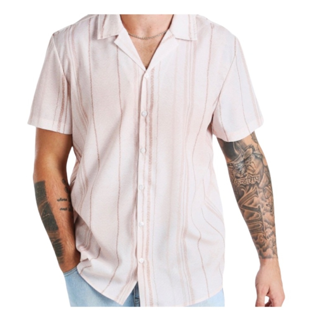 BoohooMAN short sleeve revere collar stripe shirt